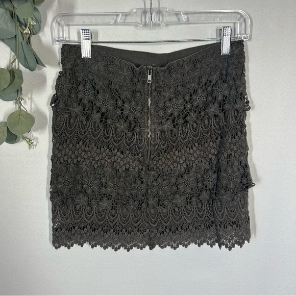 American Eagle | Lace Mini Skirt Dark Gray Women’s Size 0 - Picture 6 of 12